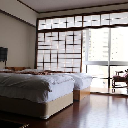 Izu 4 Sea Ocean Reinforced Con Double Bed + Single Bed 2 Sea View Hotel Atami  Bagian luar foto