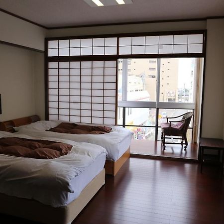 Izu 4 Sea Ocean Reinforced Con Double Bed + Single Bed 2 Sea View Hotel Atami  Bagian luar foto